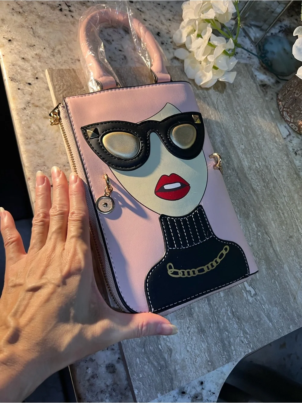 Pink Novelty lady Face Clutch wristlet Bag with Sunglasses Motif Brand New!